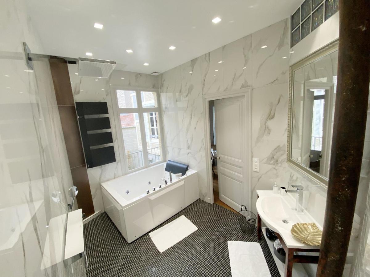 Le Clovis Suites Spa Sauna Reims Luaran gambar